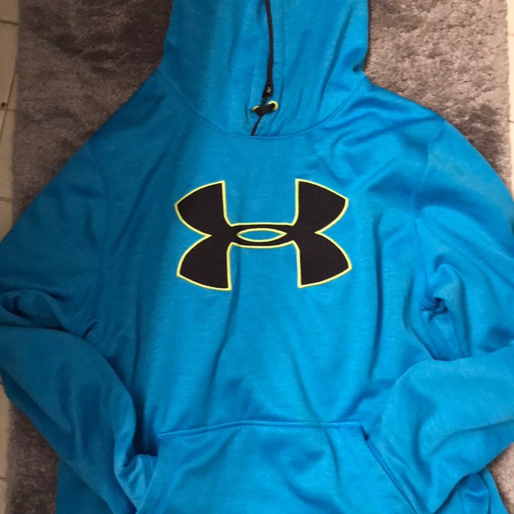 Hooded sweatshirt